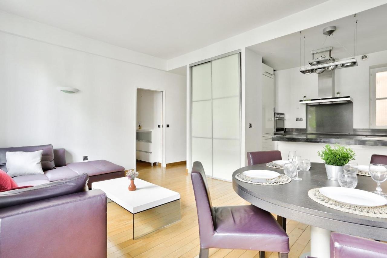 Appartement Quartier Champs-Elysees 4 Free Netflix Paris Exteriör bild