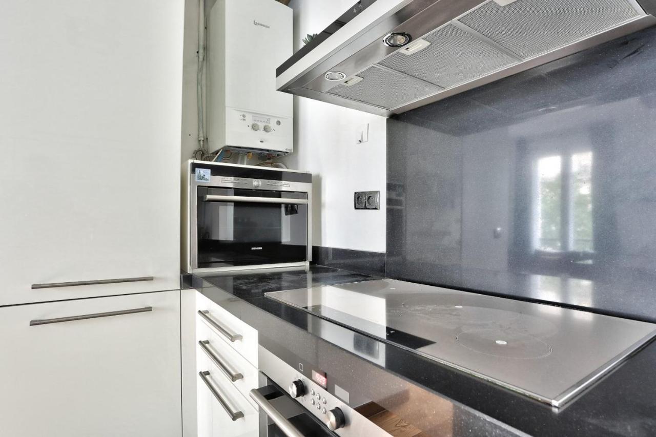 Appartement Quartier Champs-Elysees 4 Free Netflix Paris Exteriör bild